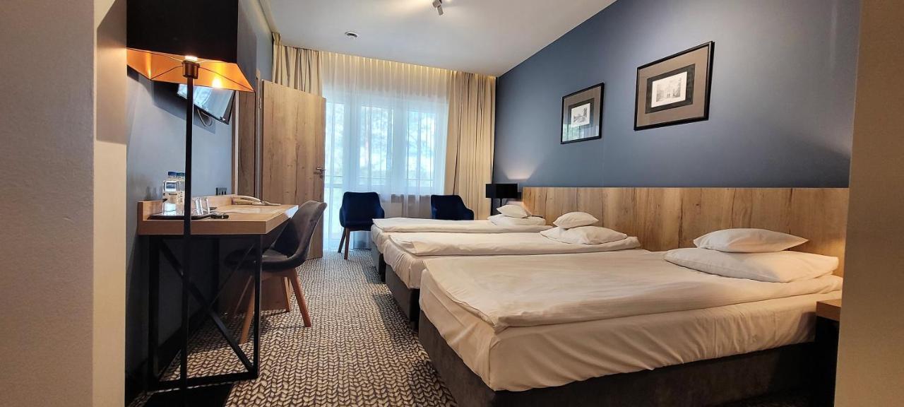 Hotel Wojciech Августув Экстерьер фото